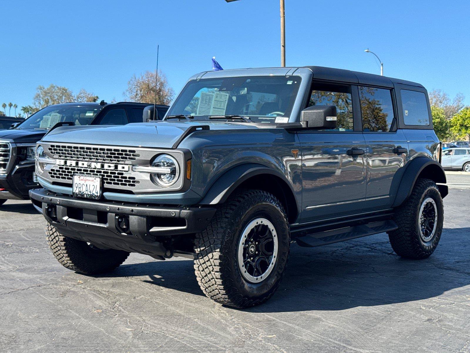 Used 2024 Ford Bronco Badlands AWD/4WD image 4