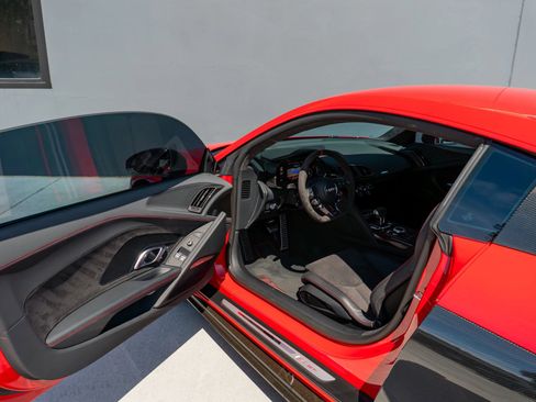 Used 2023 Audi R8 V10 GT image 70