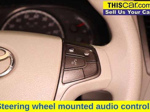 Used 2011 Toyota Sienna LE image 13