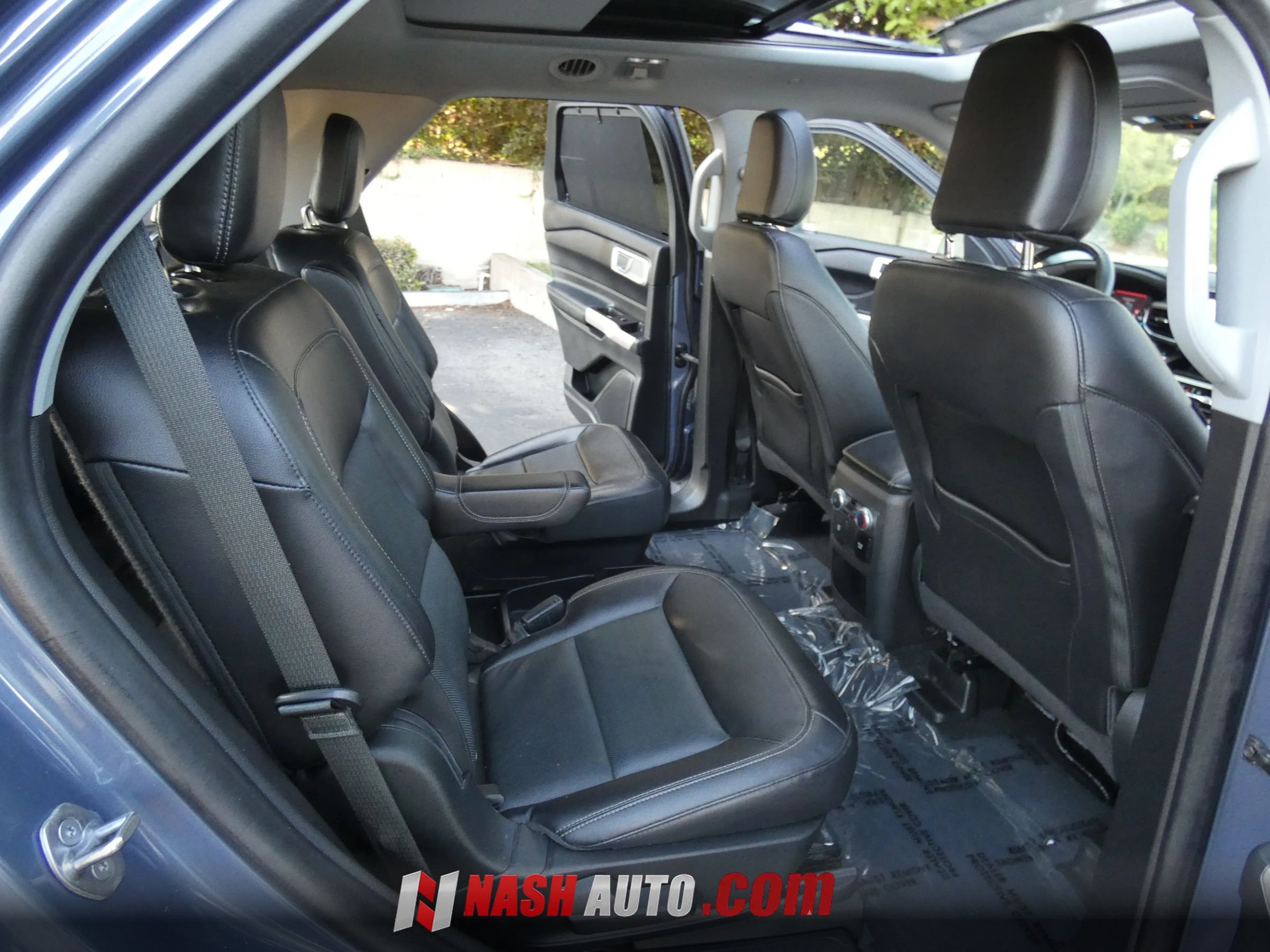 Used 2021 Ford Explorer Limited AWD/4WD image 37