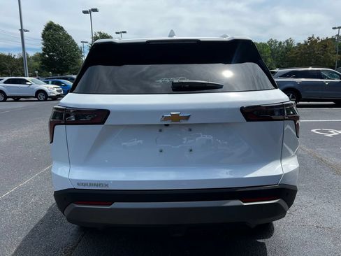 New 2026 Chevrolet Equinox LT w/ Convenience Package II FWD image 15