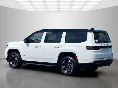 New 2025 Jeep Wagoneer Series II image 3