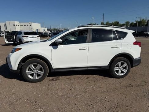 Used 2014 Toyota RAV4 XLE FWD image 2