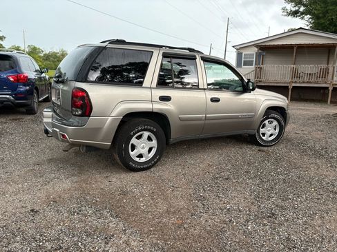 Used 2002 Chevrolet TrailBlazer LS w/ Preferred Equipment Group image 4
