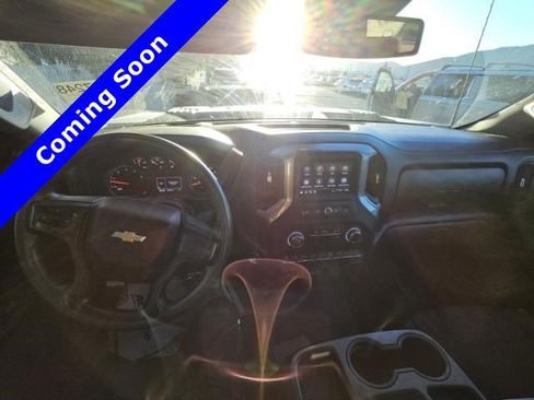 Used 2024 Chevrolet Silverado 2500 Custom w/ Custom Value Package image 4