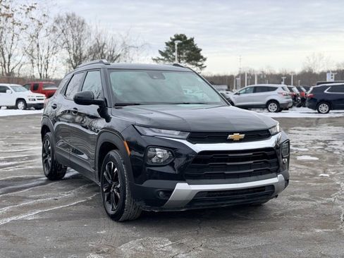 Certified 2023 Chevrolet TrailBlazer LT image 3