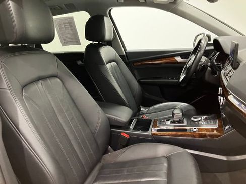Used 2018 Audi Q5 2.0T Premium Plus w/ Premium Plus Package image 39