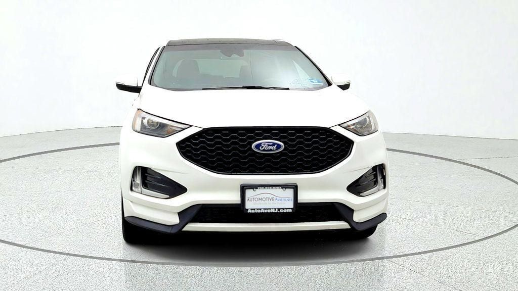 Used 2020 Ford Edge ST-Line w/ Cold Weather Package AWD/4WD image 2