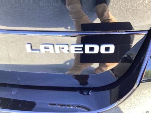 New 2025 Jeep Grand Cherokee L Laredo w/ Luxury Tech Group I AWD/4WD image 13