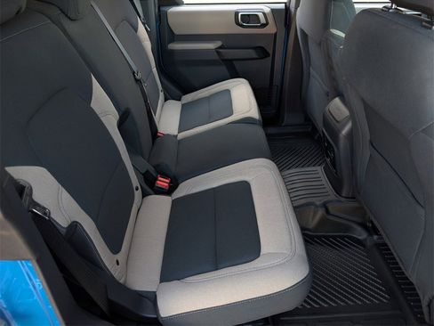 Used 2023 Ford Bronco Big Bend image 35