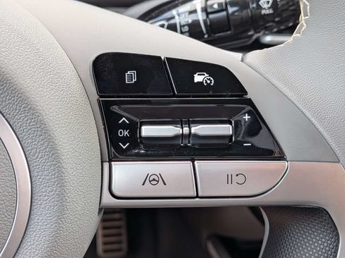 Certified 2026 Hyundai Elantra Sport FWD image 25