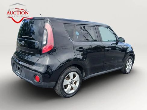 Used 2018 Kia Soul FWD image 5