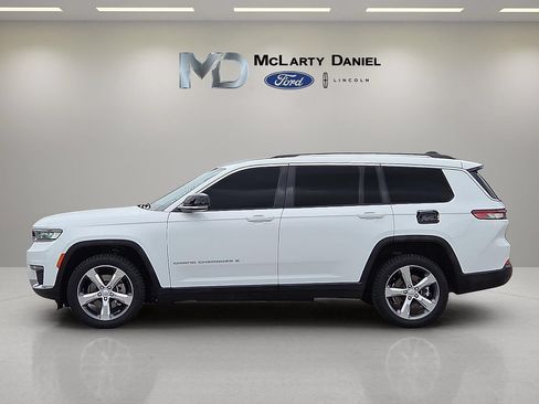 Used 2021 Jeep Grand Cherokee L Limited RWD image 3
