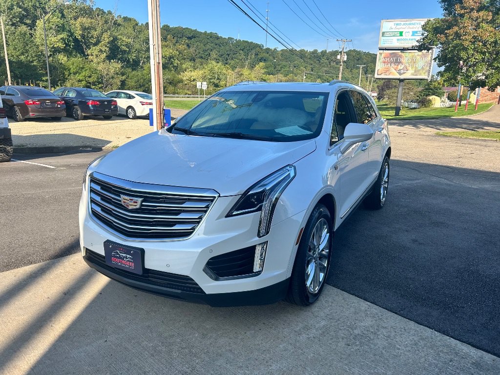 Used 2019 Cadillac XT5 Premium Luxury AWD/4WD image 1