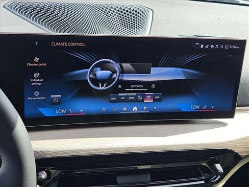 New 2026 BMW 330i Sedan image 12