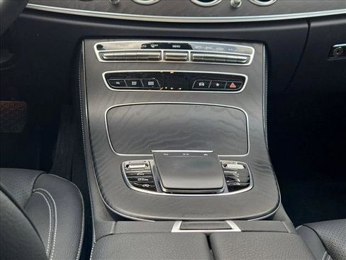 Used 2023 Mercedes-Benz E 450 4MATIC Sedan image 13