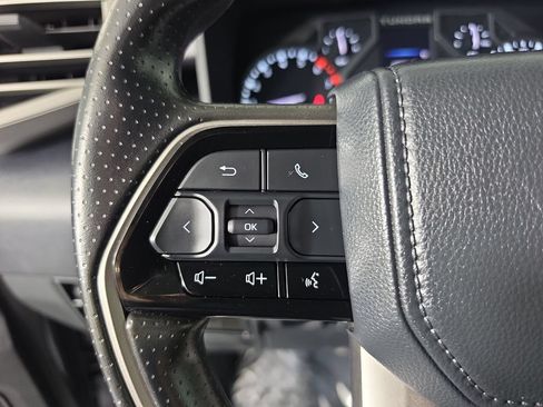 Used 2023 Toyota Tundra SR5 w/ SR5 Convenience Package AWD/4WD image 14