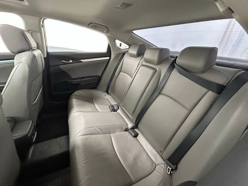 Used 2017 Honda Civic Touring image 31