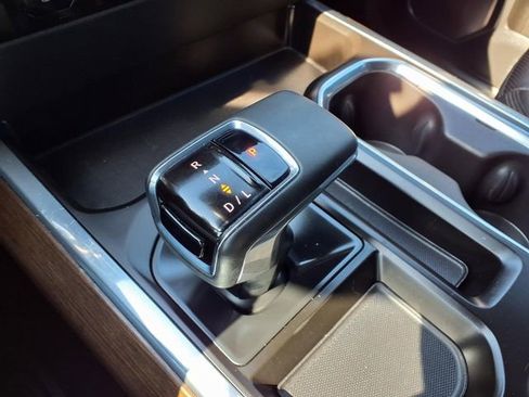 Used 2023 Chevrolet Silverado 1500 High Country w/ Technology Package AWD/4WD image 12