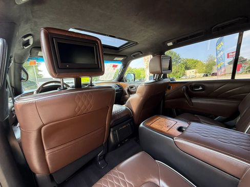 Used 2015 INFINITI QX80 4WD w/ Limited Package image 15