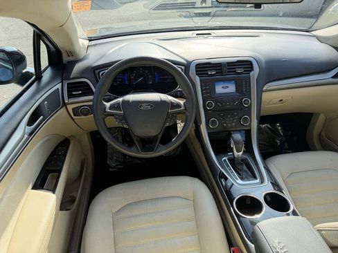 Used 2013 Ford Fusion SE image 12