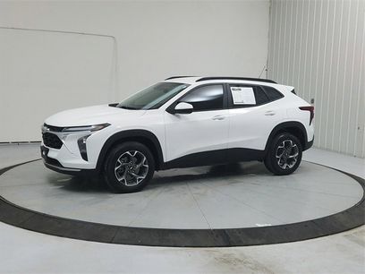 Used 2024 Chevrolet Trax LT w/ Driver Confidence Package