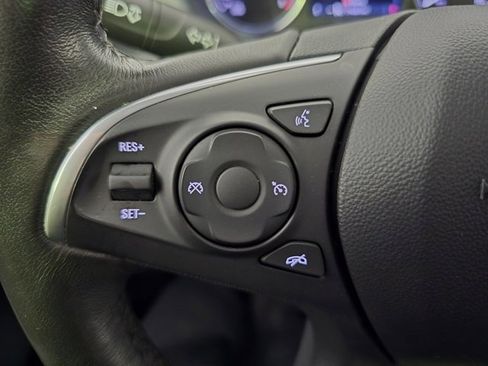 Used 2021 Buick Enclave Essence w/ Sound and Sites Package image 21