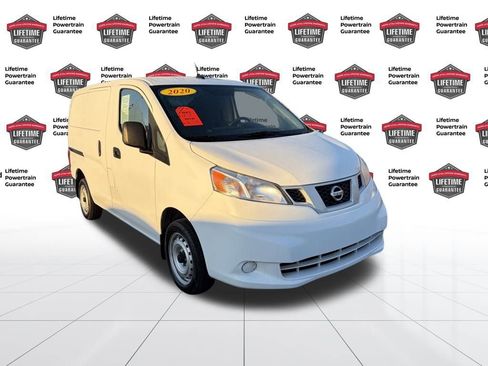Certified 2020 Nissan NV200 S image 9