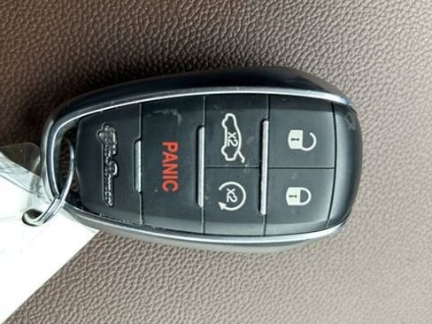 Used 2023 Alfa Romeo Stelvio Ti image 35