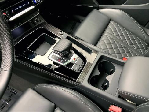 Used 2023 Audi SQ5 Premium Plus w/ Premium Plus Package AWD/4WD image 16