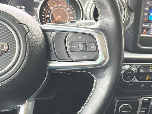 Used 2020 Jeep Wrangler Unlimited Sahara w/ Cold Weather Group image 16