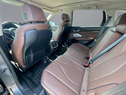 Used 2023 Acura RDX AWD w/ Advance Package image 9