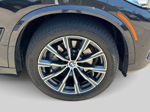 Certified 2023 BMW X5 xDrive40i w/ M Sport Package AWD/4WD image 7
