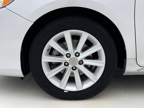 Used 2012 Toyota Camry XLE FWD image 26