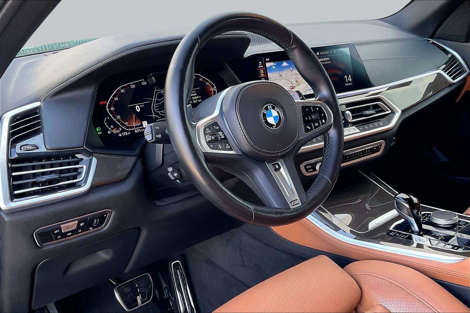 Used 2022 BMW X5 xDrive40i w/ M Sport Package AWD/4WD image 17