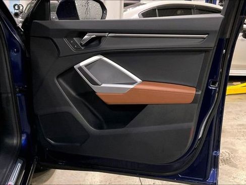 Certified 2025 Audi Q3 2.0T Premium image 24