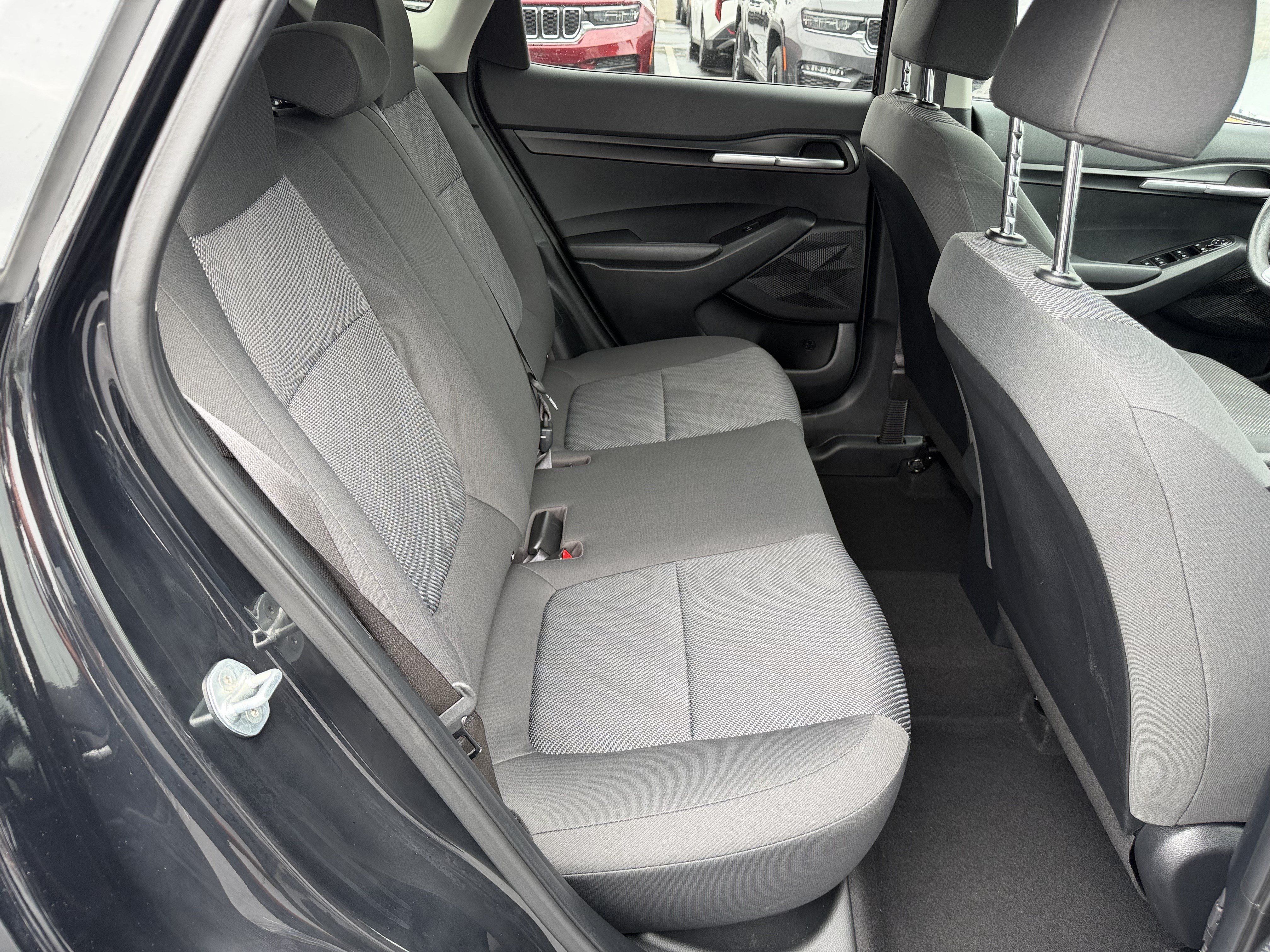 Used 2023 Kia Seltos LX AWD/4WD image 15