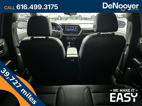 Certified 2024 Chevrolet Trax RS w/ Sunroof Package image 21
