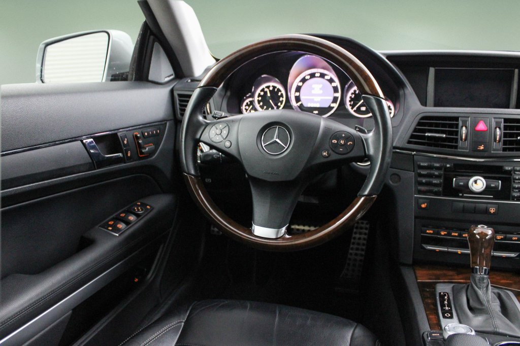 Used 2011 Mercedes-Benz E 350 Coupe image 18