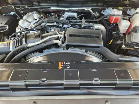Used 2025 GMC Sierra 2500 Denali w/ Denali Reserve Package AWD/4WD image 32