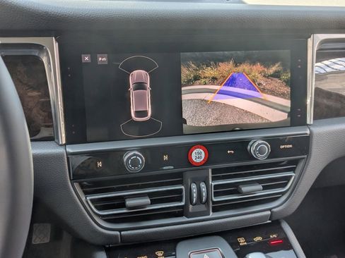 New 2026 Porsche Macan AWD/4WD image 19