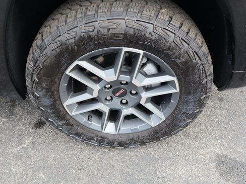 Used 2026 GMC Terrain AT4 w/ Convenience Package III AWD/4WD image 12