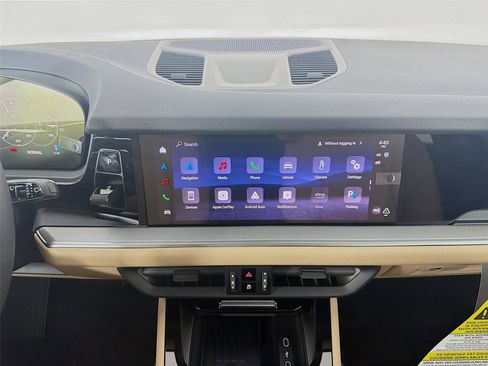 New 2026 Porsche Cayenne image 18