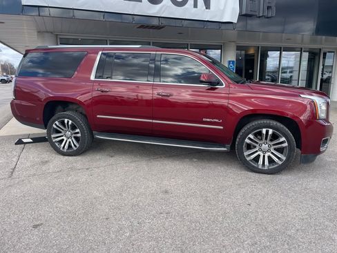 Used 2017 GMC Yukon XL Denali w/ Open Road Package image 2