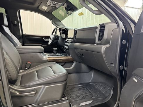 Used 2025 GMC Sierra 1500 Elevation w/ Elevation Premium Package image 27