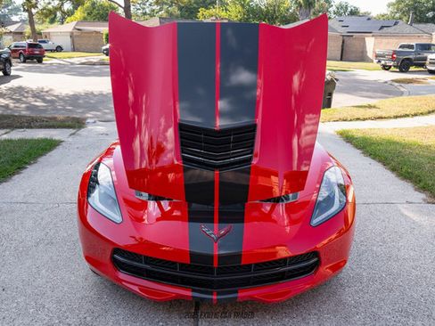 Used 2019 Chevrolet Corvette Stingray Coupe w/ Carbon Flash Badge Package image 16