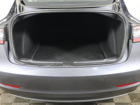 Used 2023 Tesla Model 3 Standard Range image 19