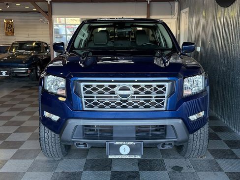 Used 2022 Nissan Frontier SV image 5