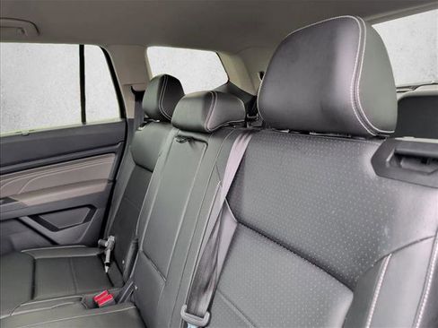 Used 2023 Volkswagen Atlas SE FWD image 17