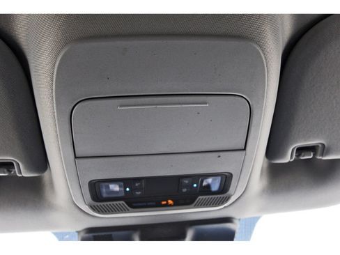 Used 2023 Ford F150 Lightning XLT AWD/4WD image 23